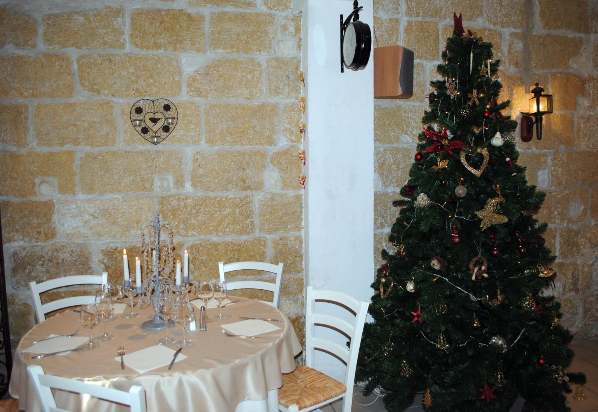 Hotel Restaurant Le Provencal Le Grau-du-Roi Exteriér fotografie