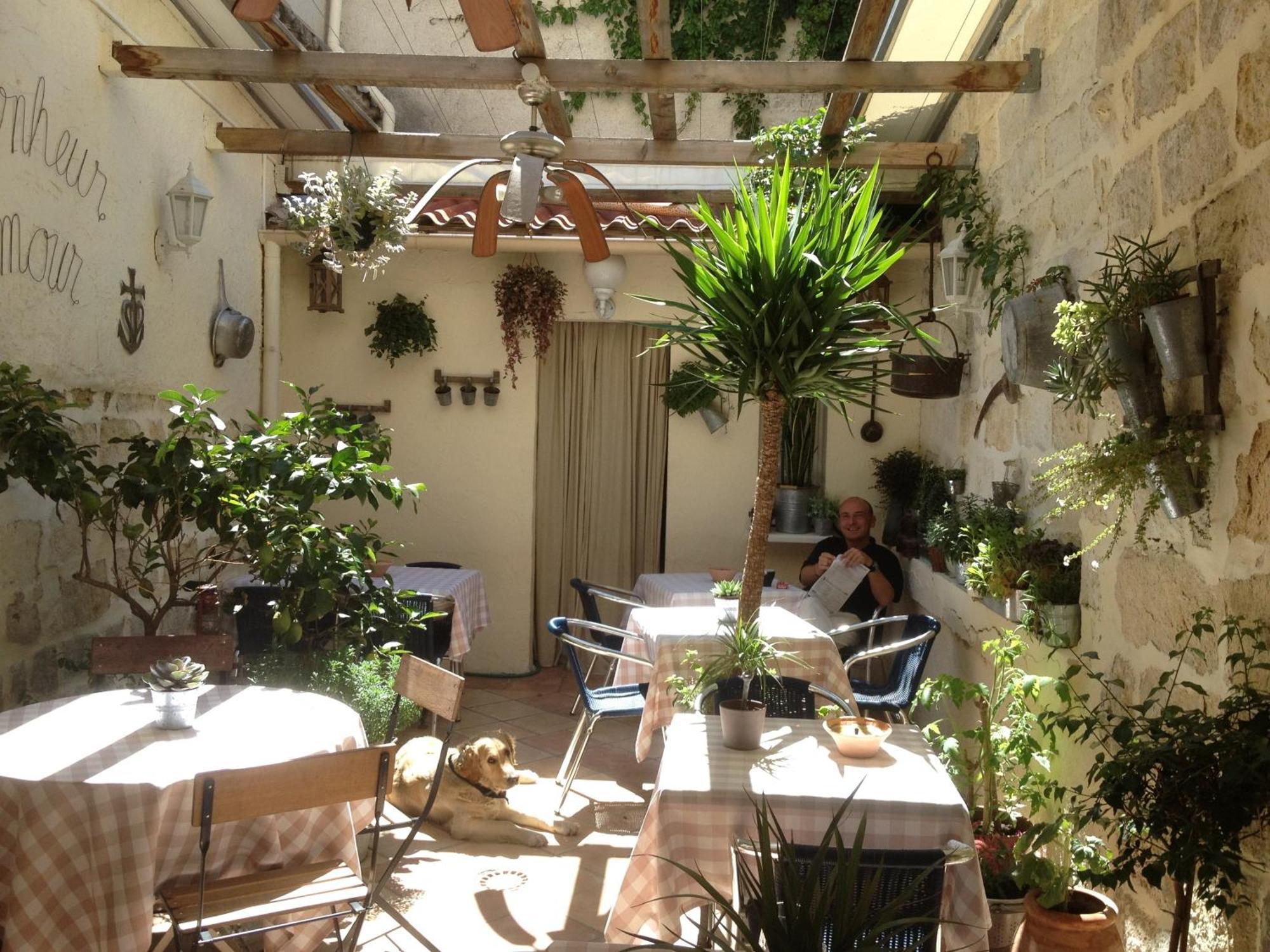Hotel Restaurant Le Provencal Le Grau-du-Roi Exteriér fotografie